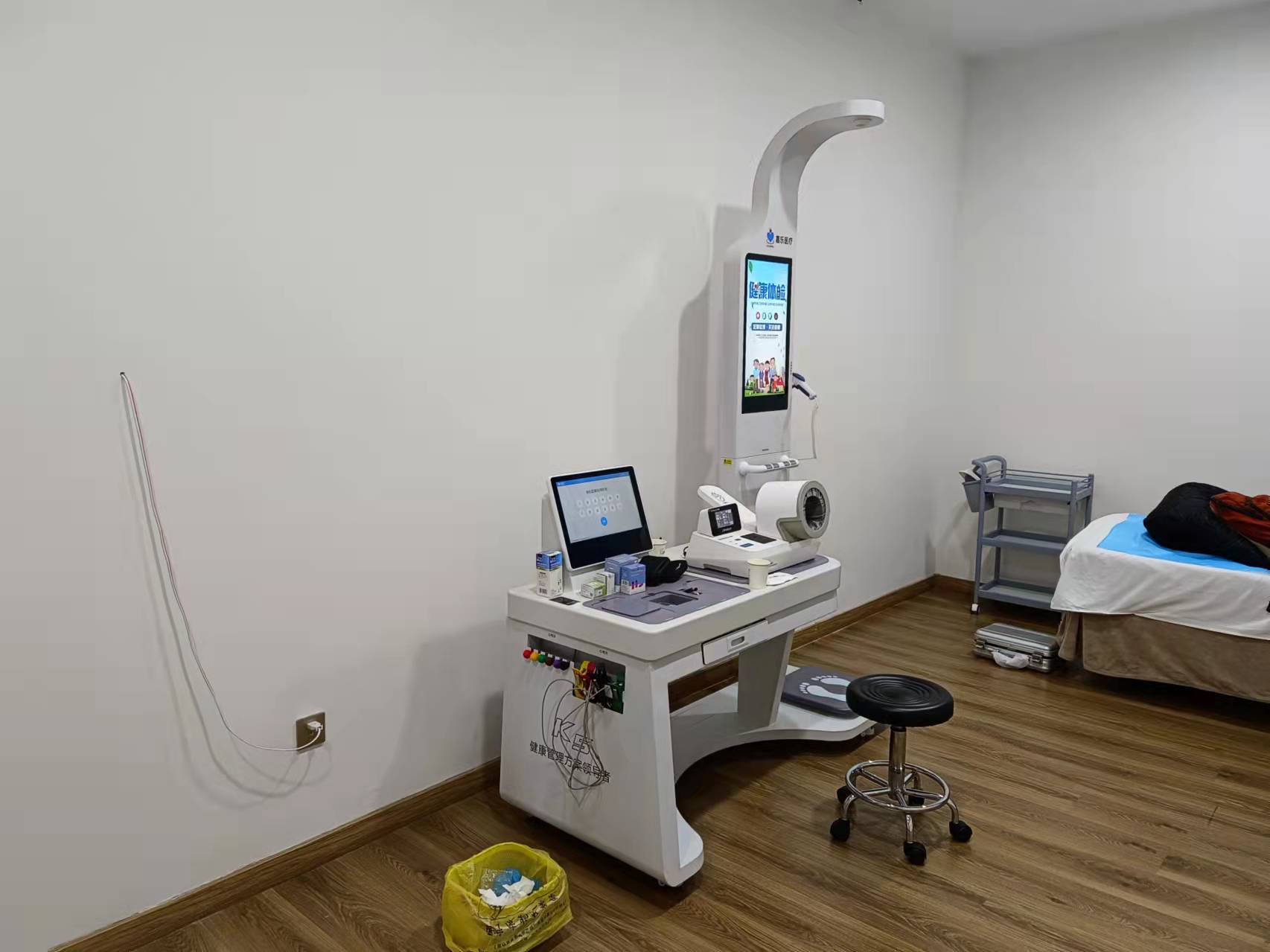 自助體檢一體機究竟有多智能？